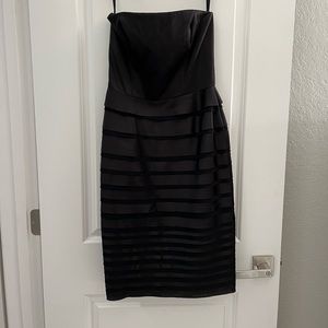 White House Black Market black strapless cocktail/special event dress size 2